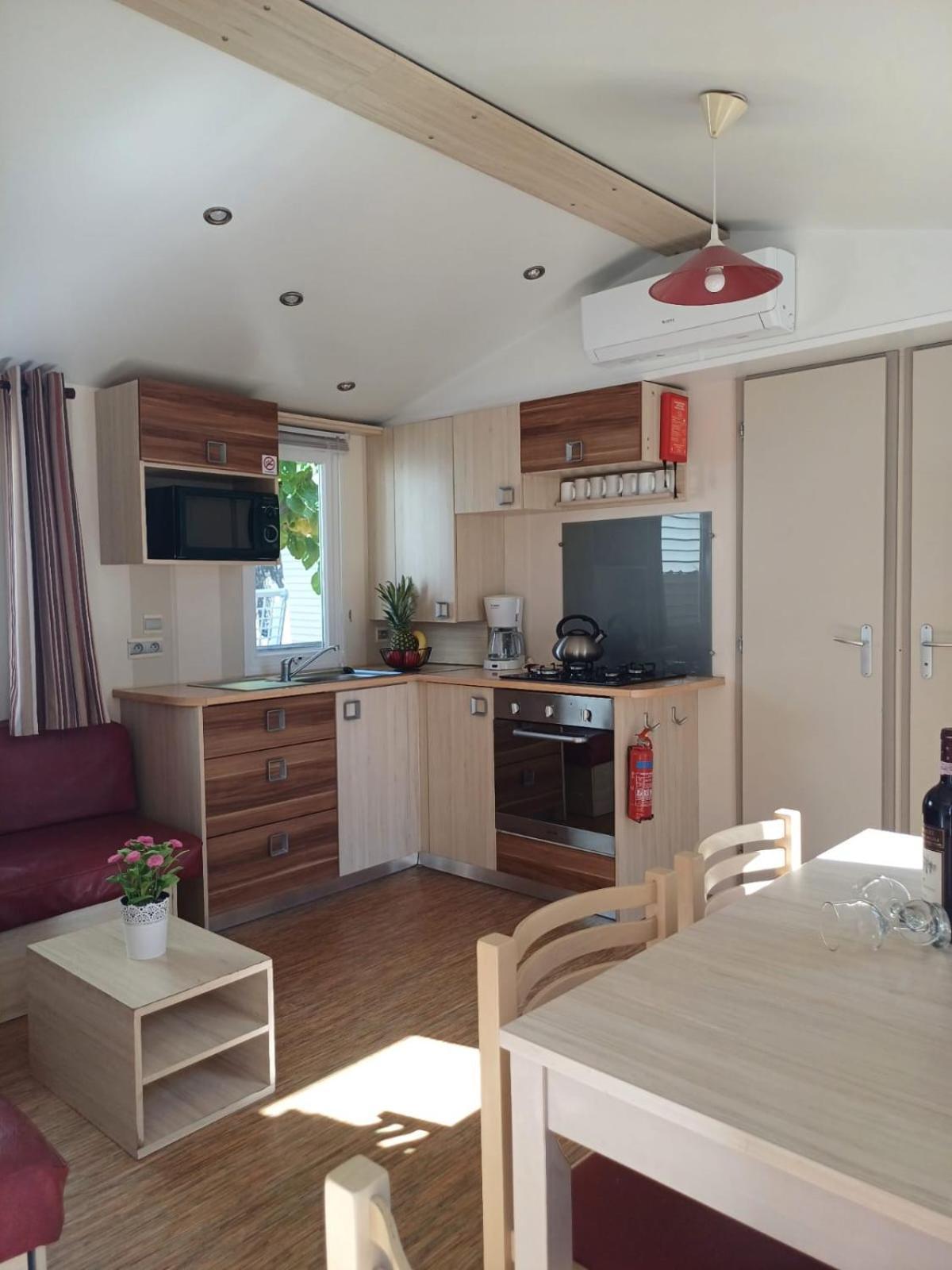 Camping Tucan - Mobile Homes By Lifestyle Holidays Lloret de Mar Eksteriør bilde